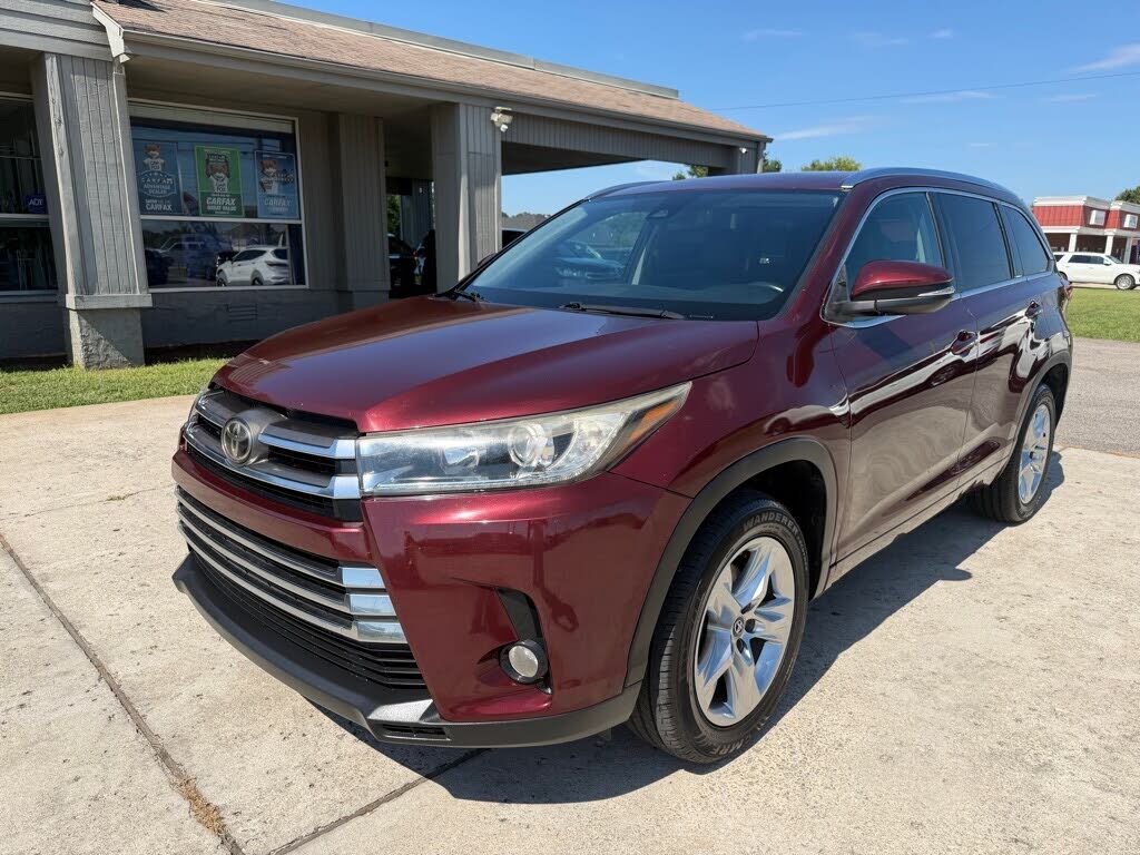 2017 TOYOTA Highlander