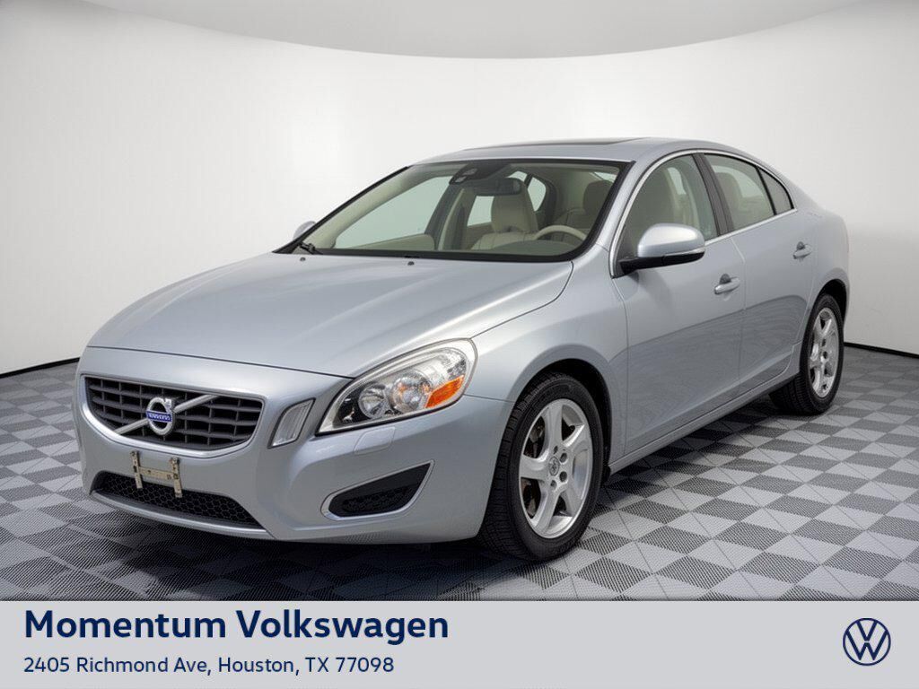 2013 VOLVO S60
