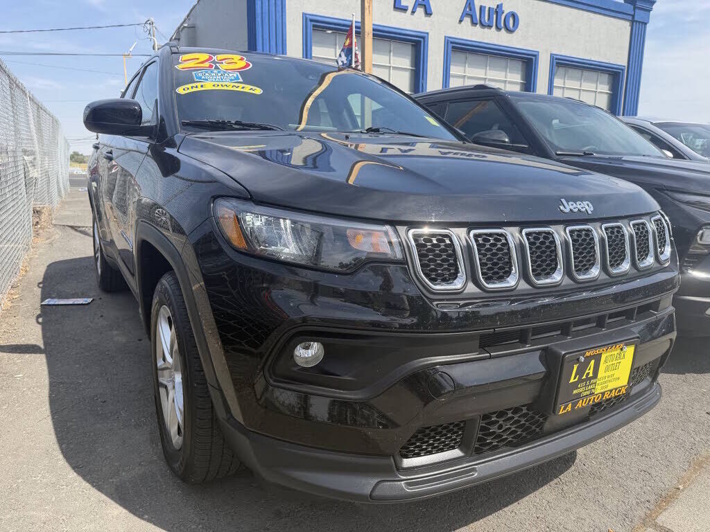 2023 JEEP Compass