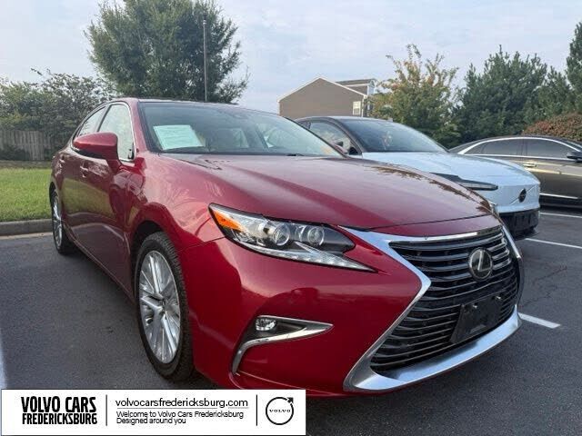 2017 LEXUS ES