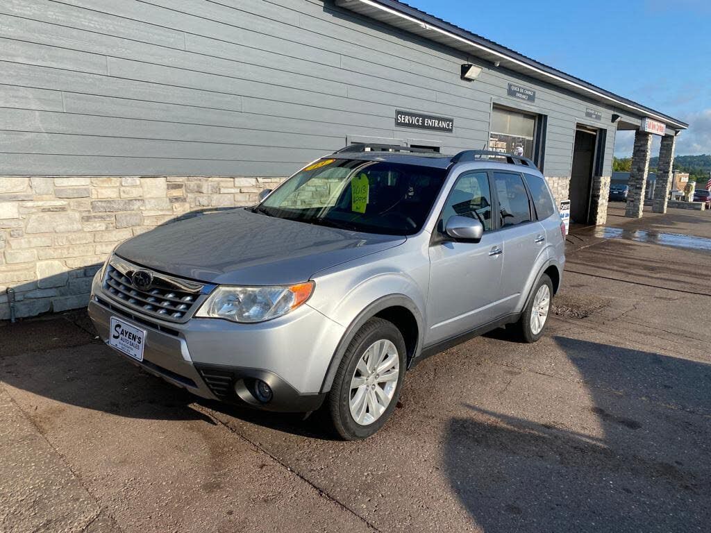 2013 SUBARU Forester