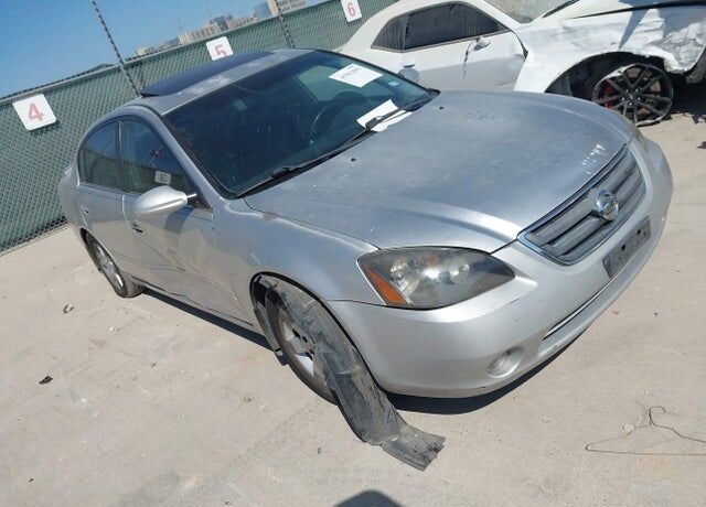2002 NISSAN Altima