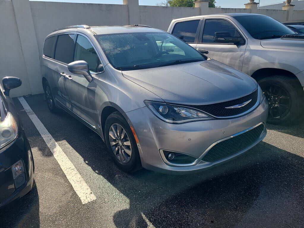 2019 CHRYSLER Pacifica