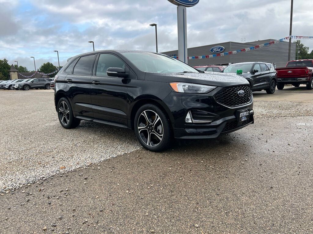 2022 FORD Edge