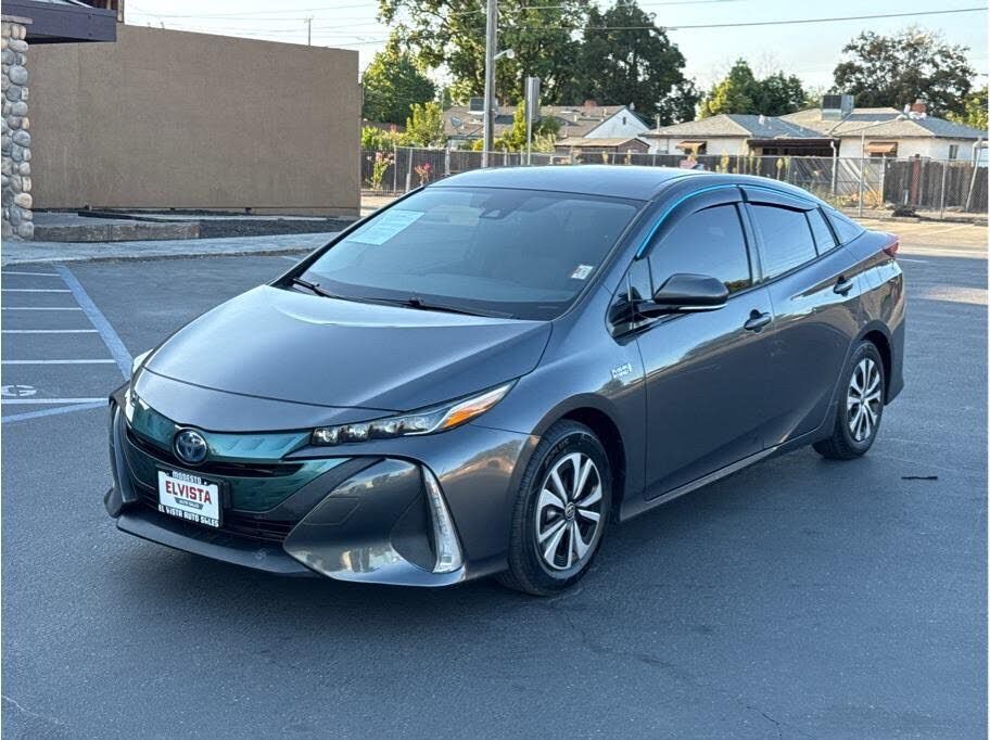 2017 TOYOTA Prius