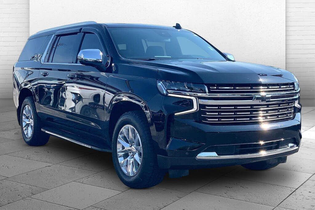 2023 CHEVROLET Suburban