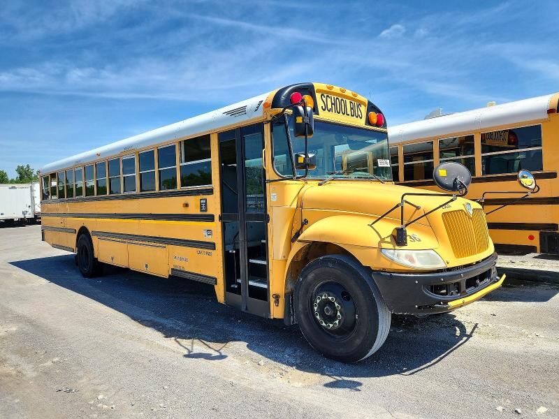 2013 IC BUS PB105