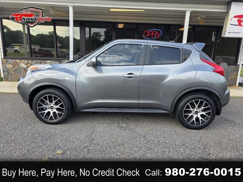 2012 NISSAN Juke