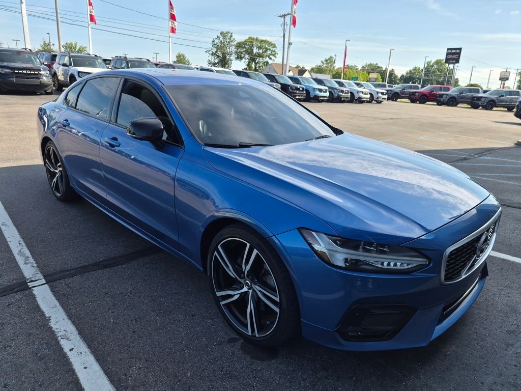 2020 VOLVO S90
