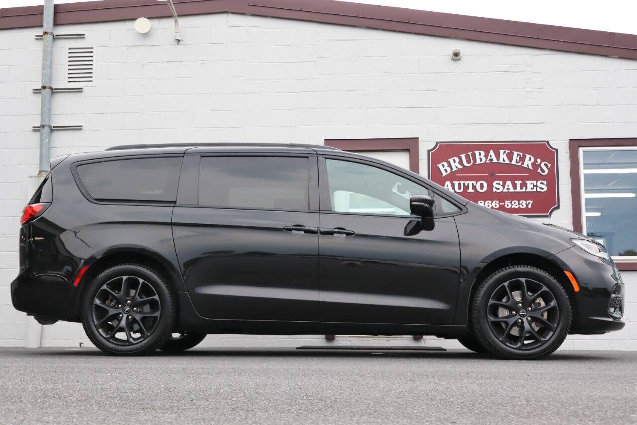 2021 CHRYSLER Pacifica