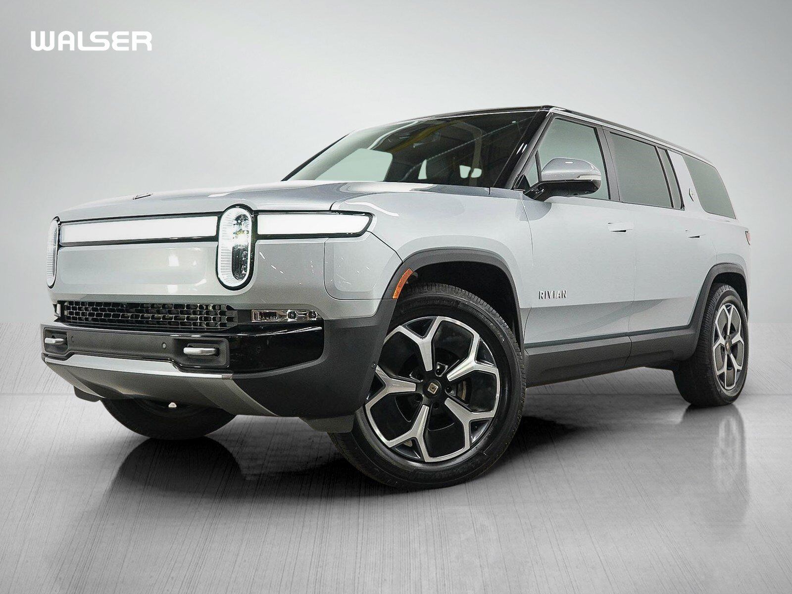 2024 RIVIAN R1S