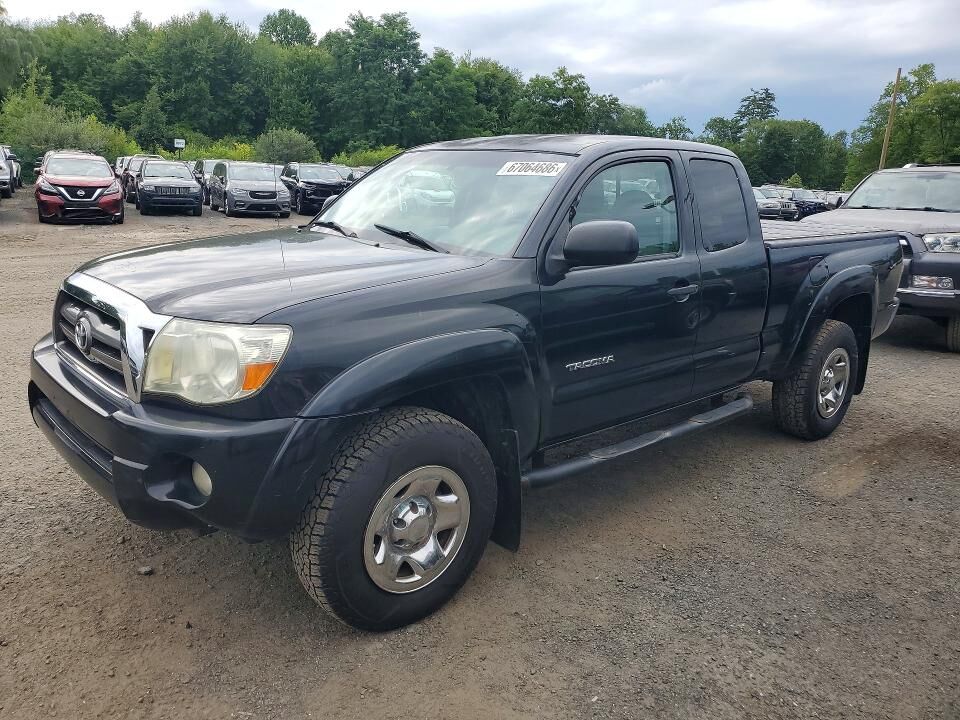 2010 TOYOTA Tacoma