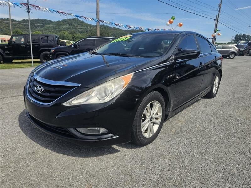 2013 HYUNDAI Sonata