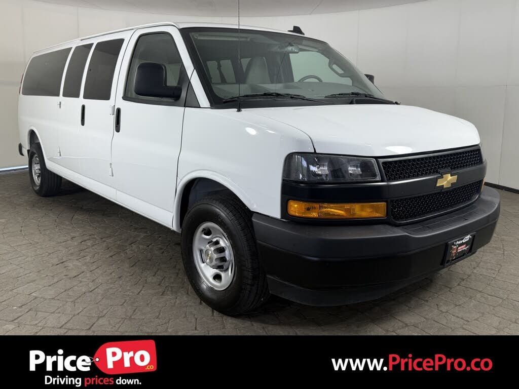 2025 CHEVROLET Express