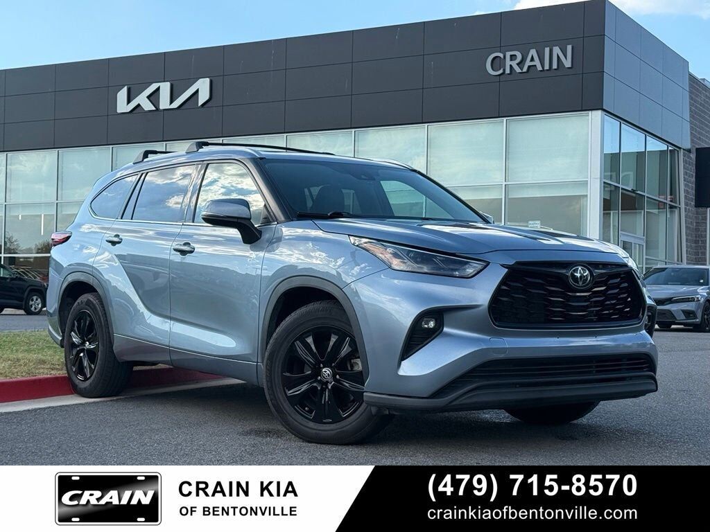 2022 TOYOTA Highlander