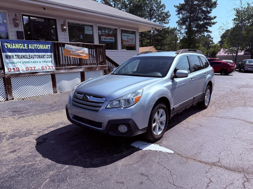 2014 SUBARU Outback