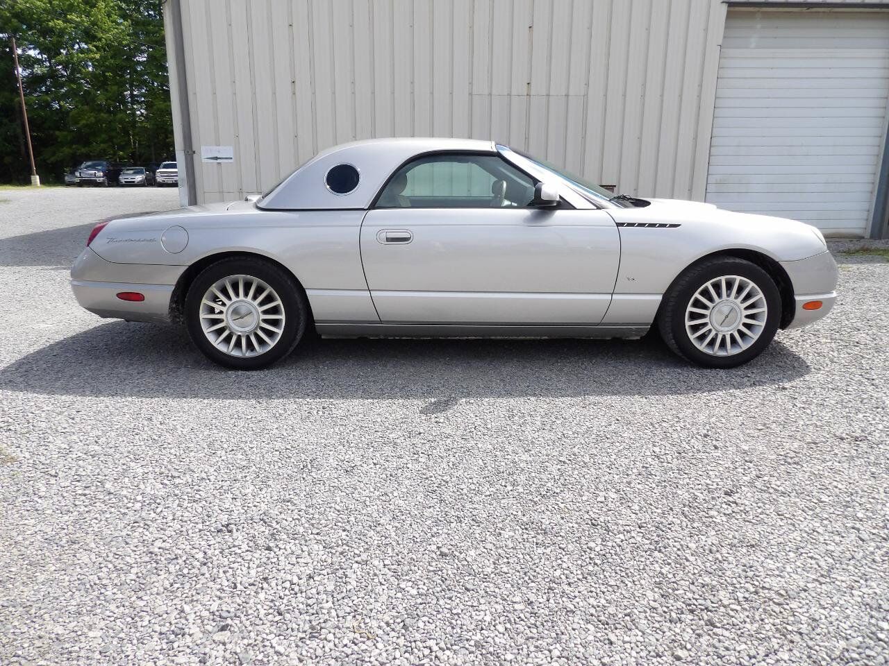 2004 FORD Thunderbird