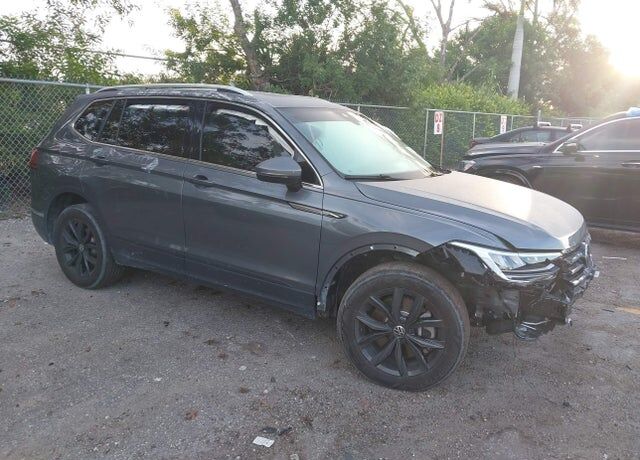 2024 VOLKSWAGEN Tiguan