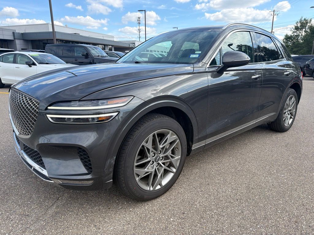 2025 GENESIS GV70