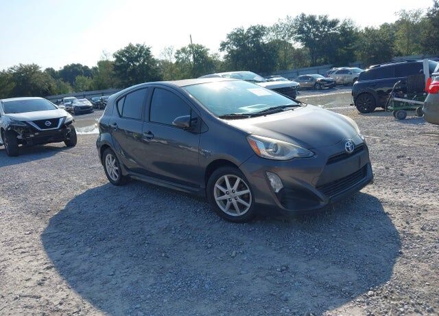 2017 TOYOTA Prius