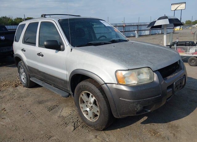 2004 FORD Escape