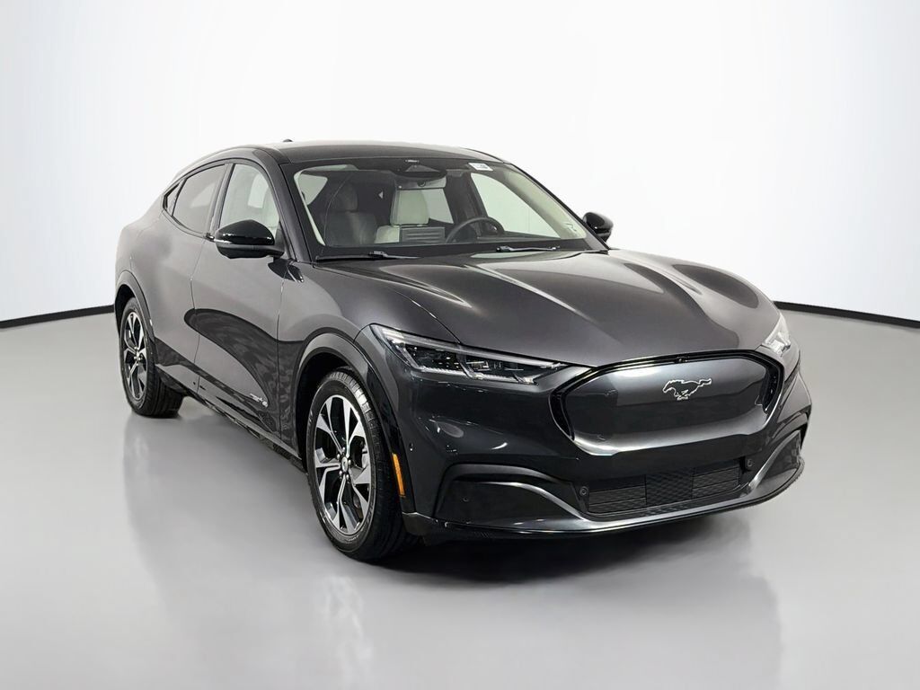 2021 FORD Mach-E