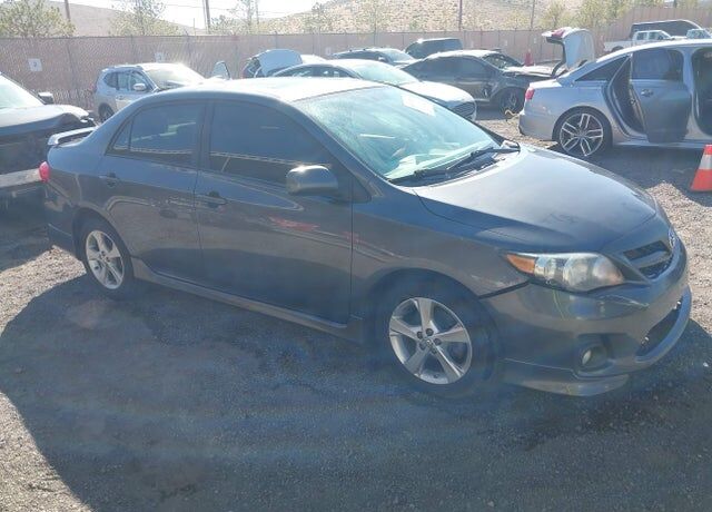 2011 TOYOTA Corolla