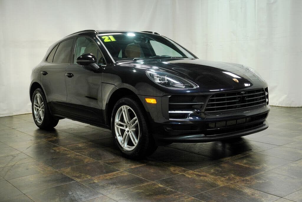2021 PORSCHE Macan