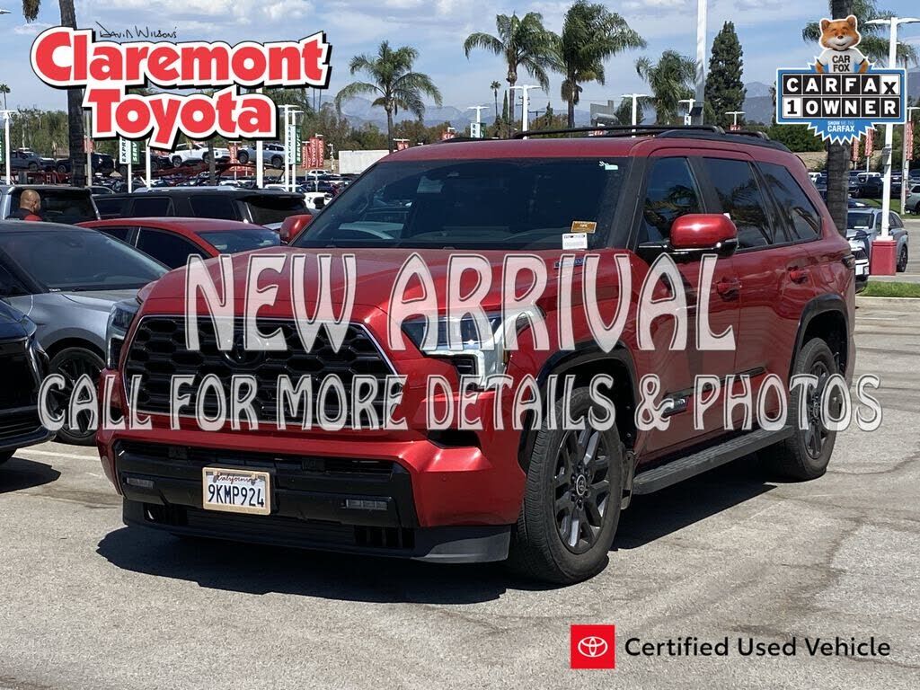 2024 TOYOTA Sequoia