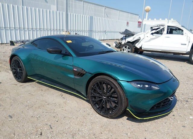 2022 ASTON MARTIN Vantage