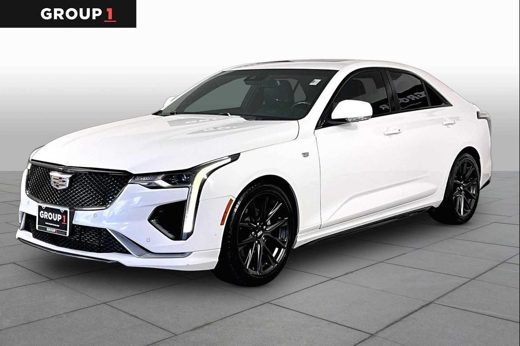 2022 CADILLAC CT4