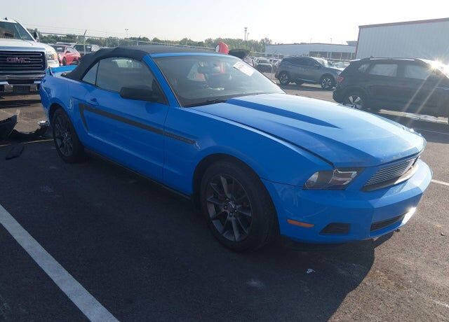 2011 FORD Mustang
