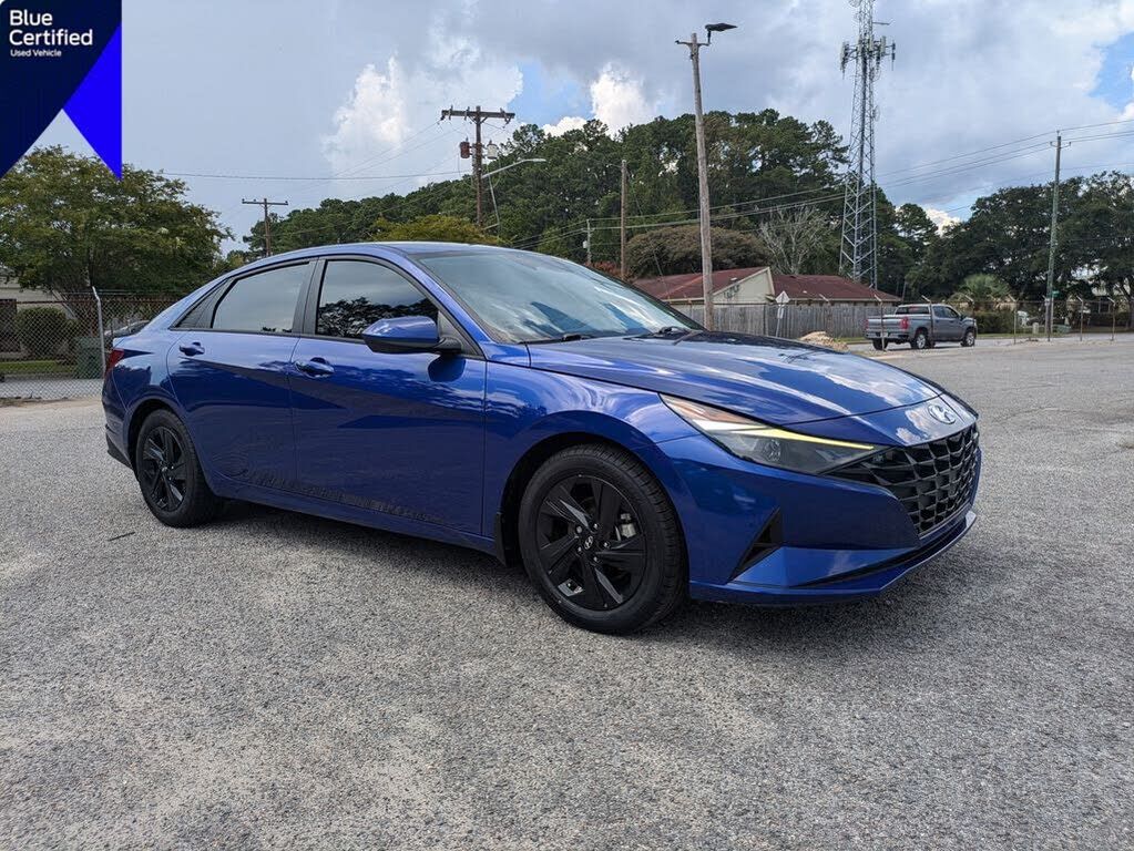 2023 HYUNDAI Elantra