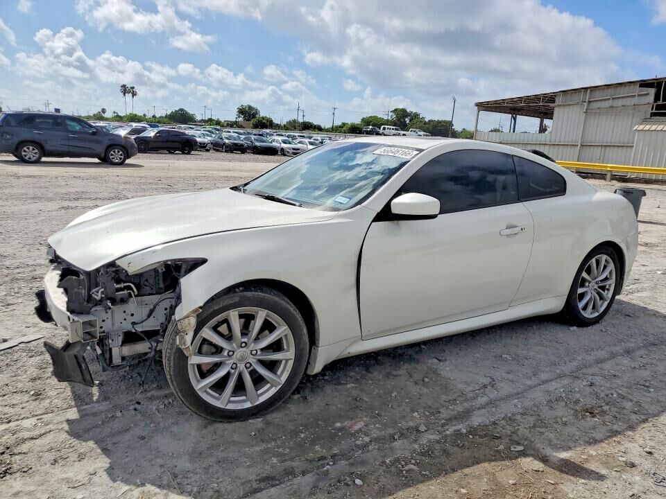 2013 INFINITI G37