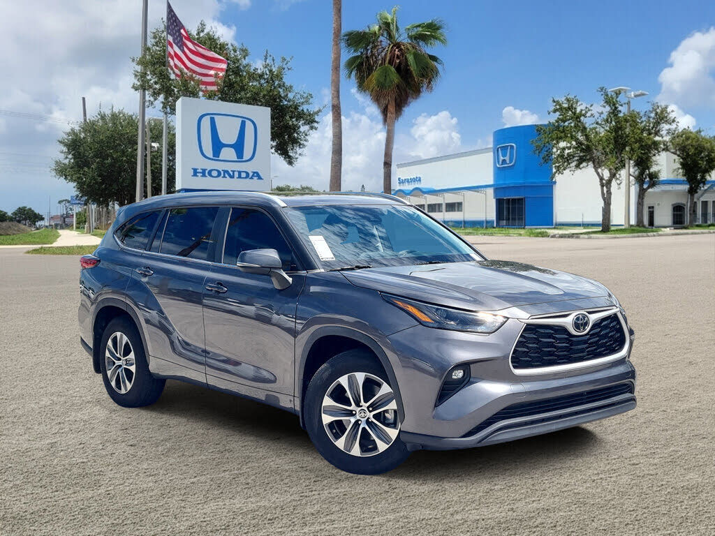 2023 TOYOTA Highlander