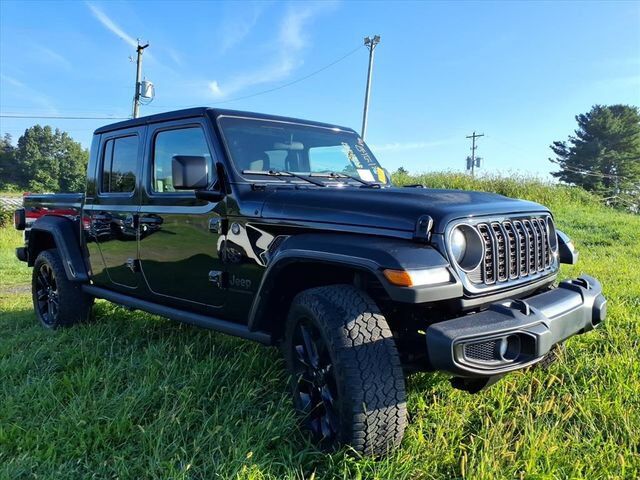 2025 JEEP Gladiator