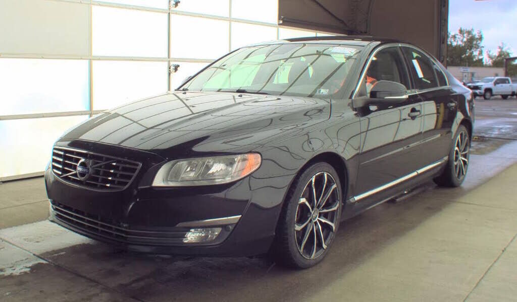 2016 VOLVO S80