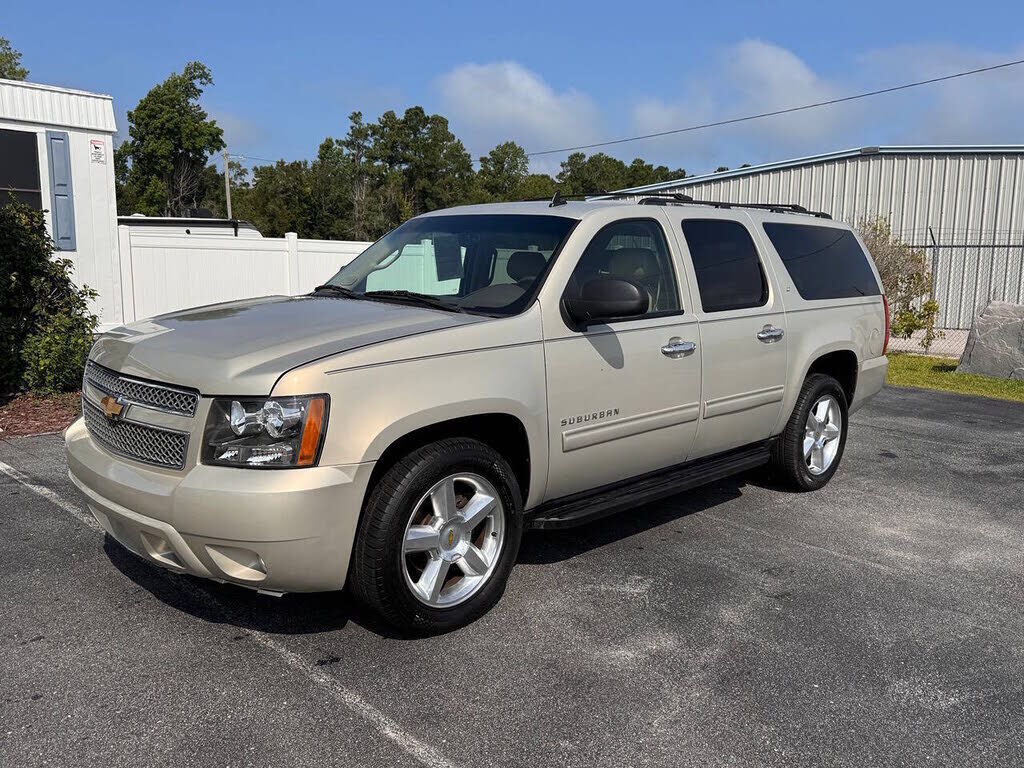 2010 CHEVROLET Suburban