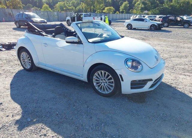 2019 VOLKSWAGEN Beetle