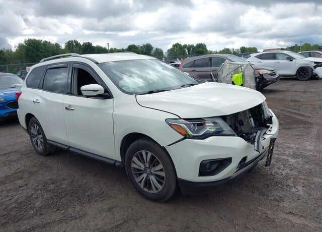 2019 NISSAN Pathfinder