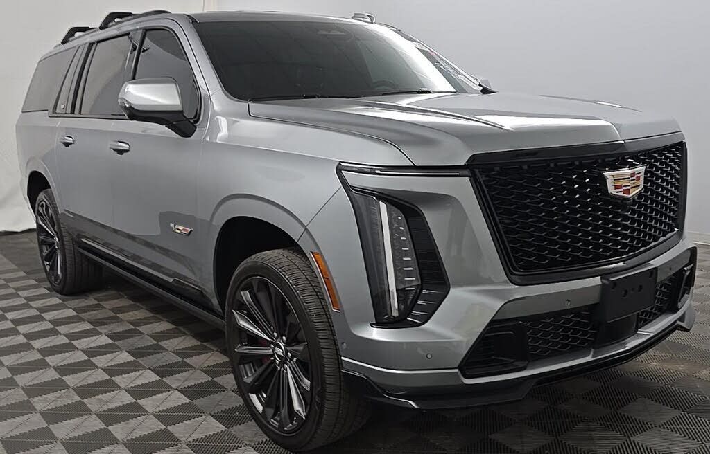 2025 CADILLAC Escalade ESV