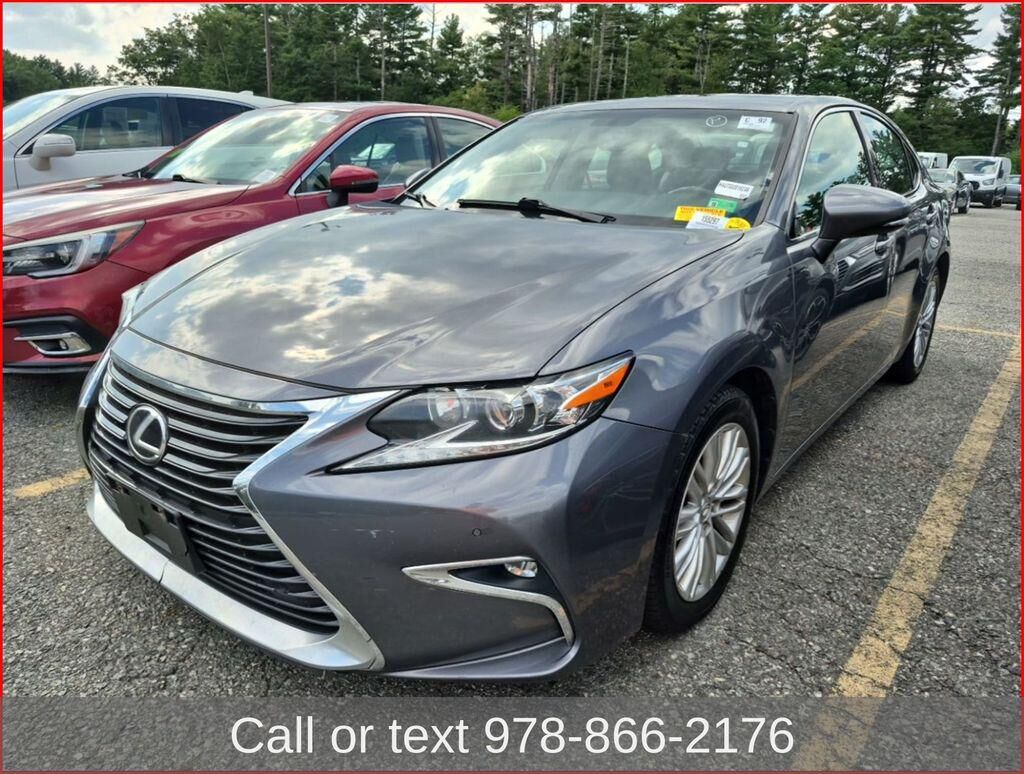 2016 LEXUS ES