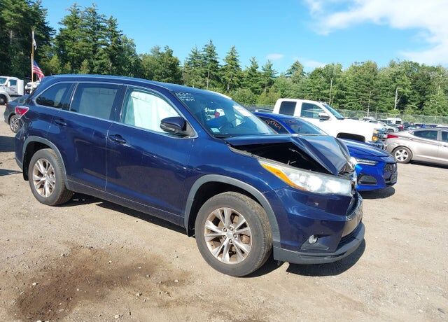 2015 TOYOTA Highlander