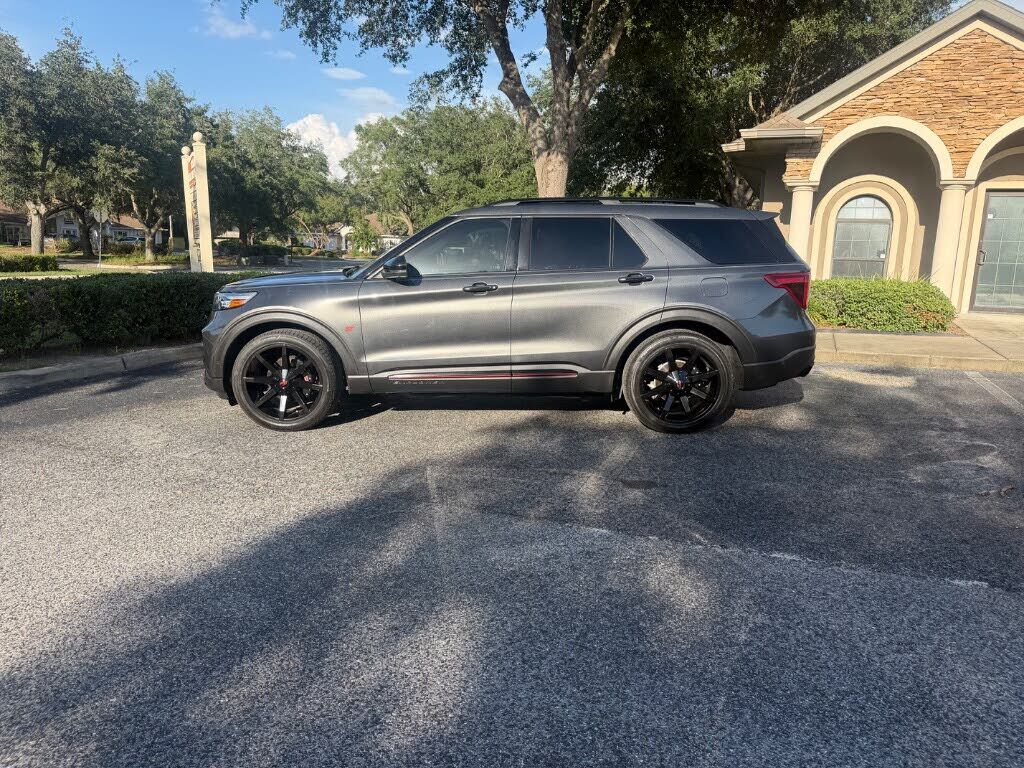 2020 FORD Explorer