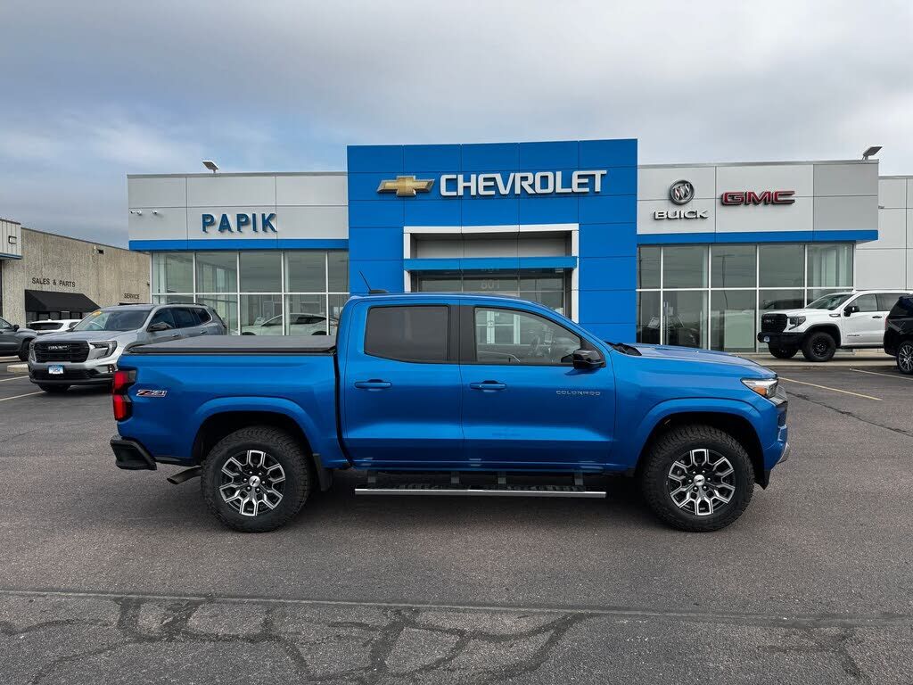 2023 CHEVROLET Silverado
