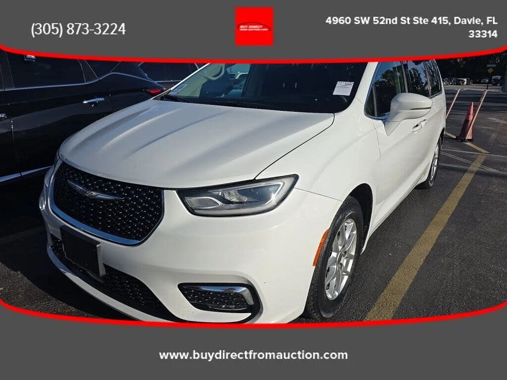 2022 CHRYSLER Pacifica