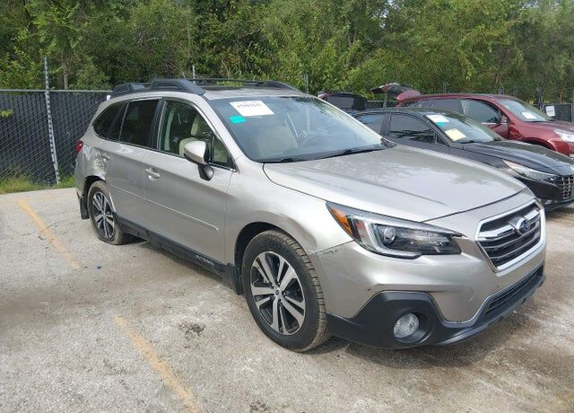 2018 SUBARU Outback