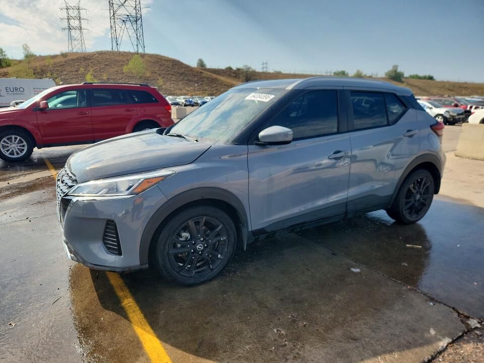2023 NISSAN Kicks