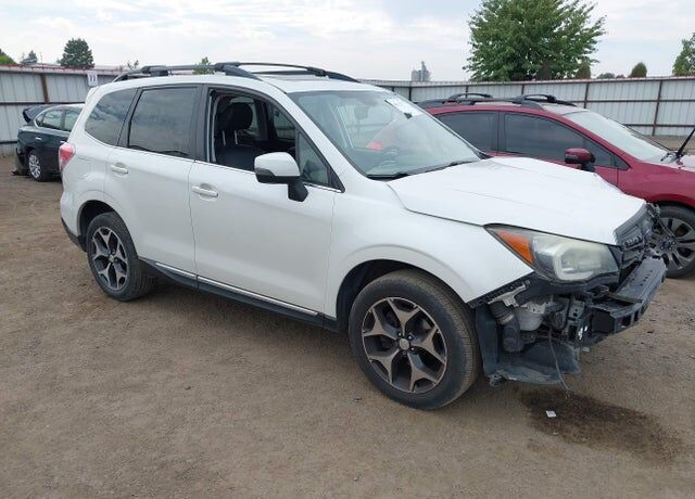 2015 SUBARU Forester