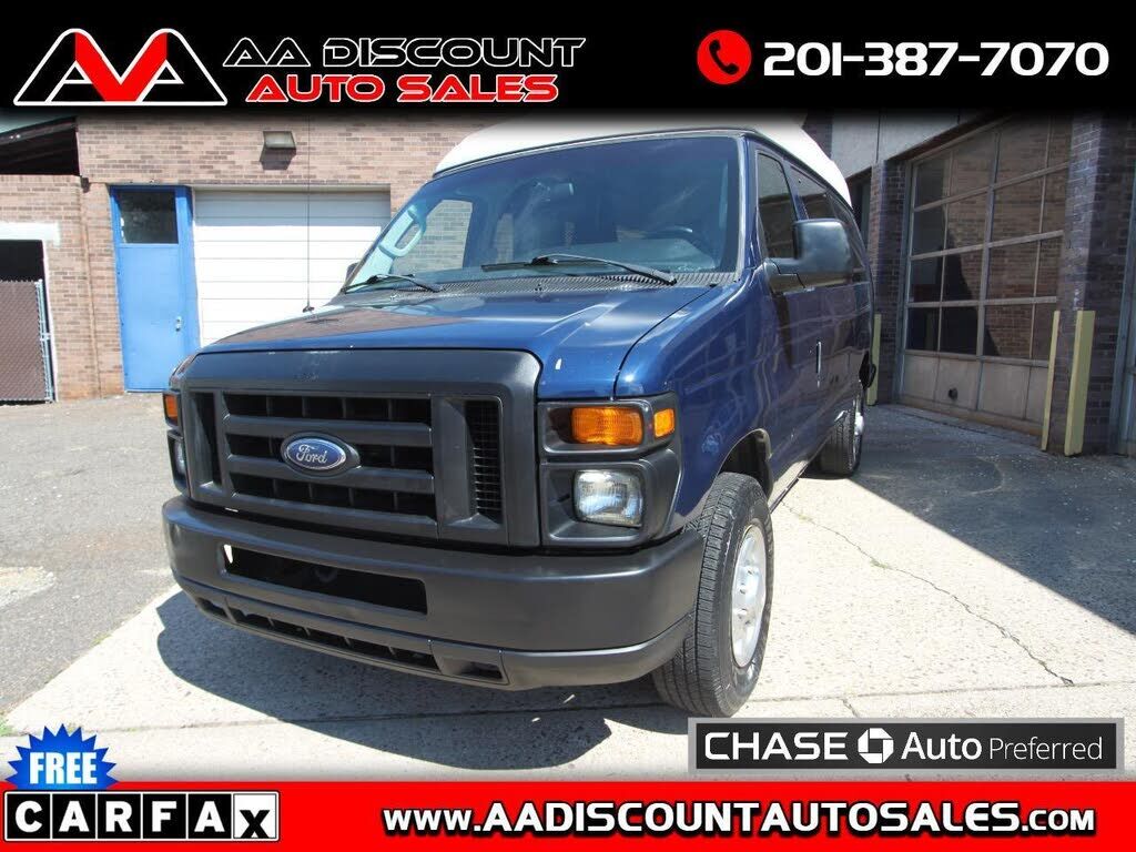 2010 FORD E-350